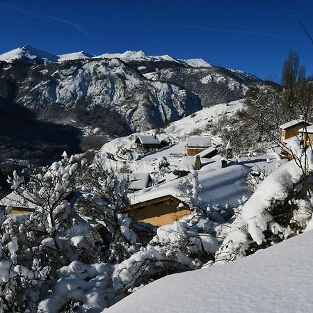 Logement Renove Avec Vue Panoramique La Saussaz Exterior foto