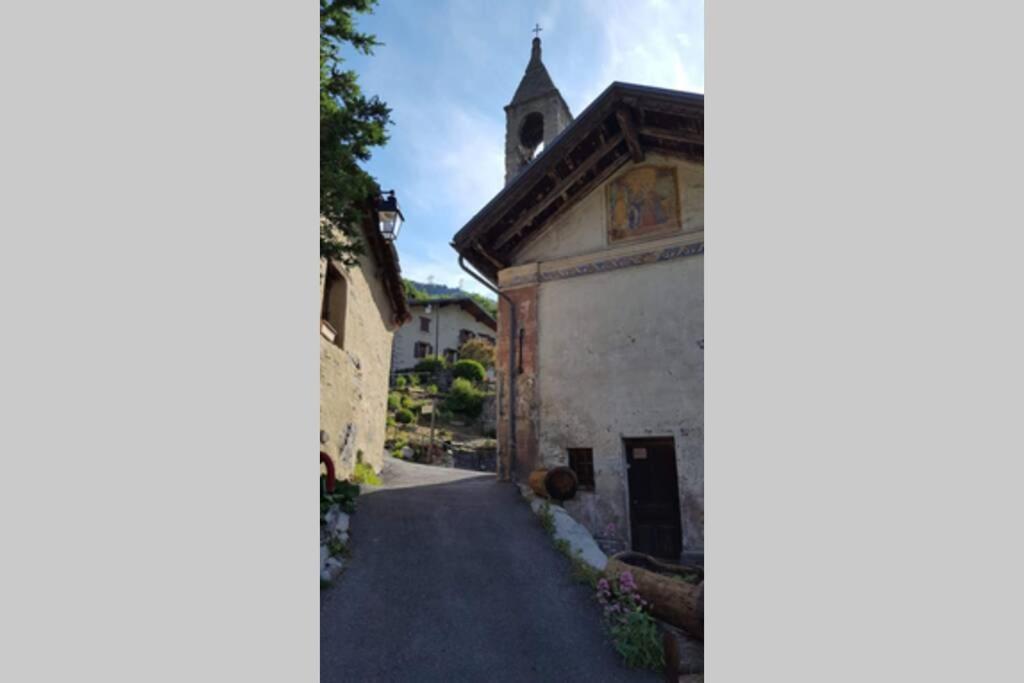 Logement Renove Avec Vue Panoramique La Saussaz Exterior foto